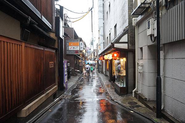 八阪神社