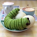 蟲抱蛋饅頭咖啡早餐