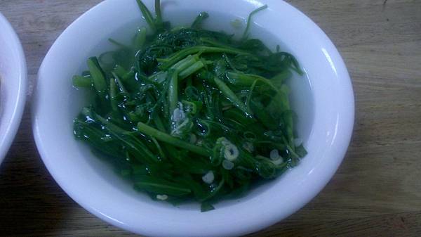 四維路 路邊麵攤 青菜湯