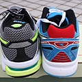 Diadora DA3AMR8756 亞瑟士比較