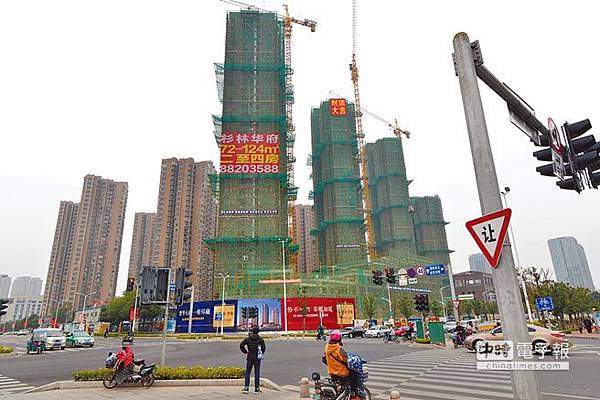 n17a00_p_01_02.jpg n17a00_p_01_02.jpg