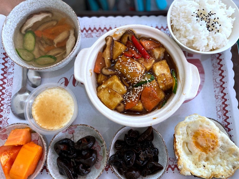 集集好吃美食餐廳-快樂角咖啡簡餐