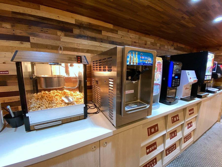 草屯火鍋餐廳【六扇門時尚湯鍋】-自助吧 草屯火鍋餐廳【六扇門時尚湯鍋】-自助吧