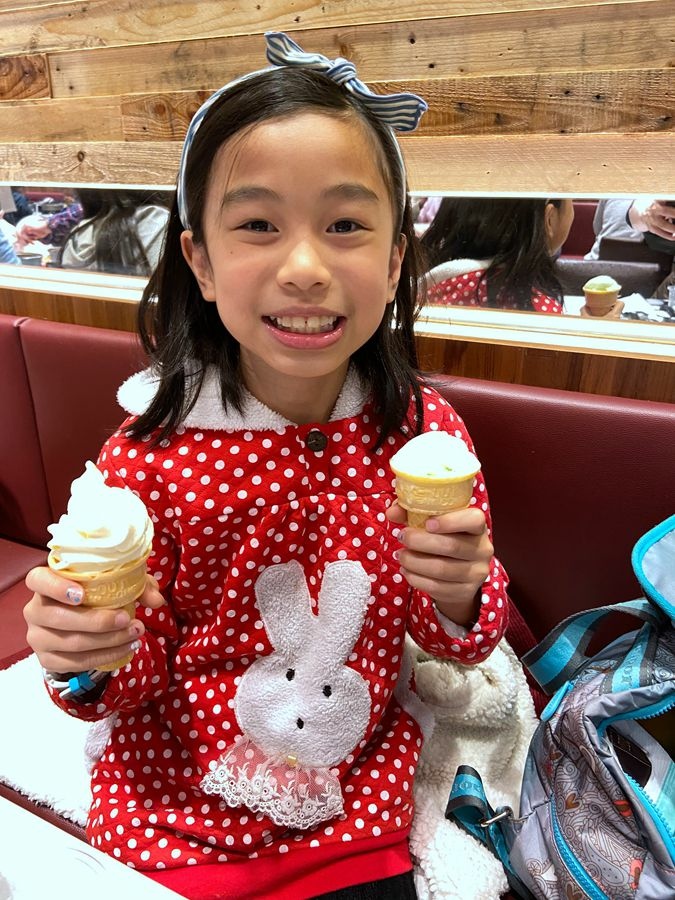 草屯火鍋餐廳【六扇門時尚湯鍋】-吃冰淇淋嚕 草屯火鍋餐廳【六扇門時尚湯鍋】-吃冰淇淋嚕