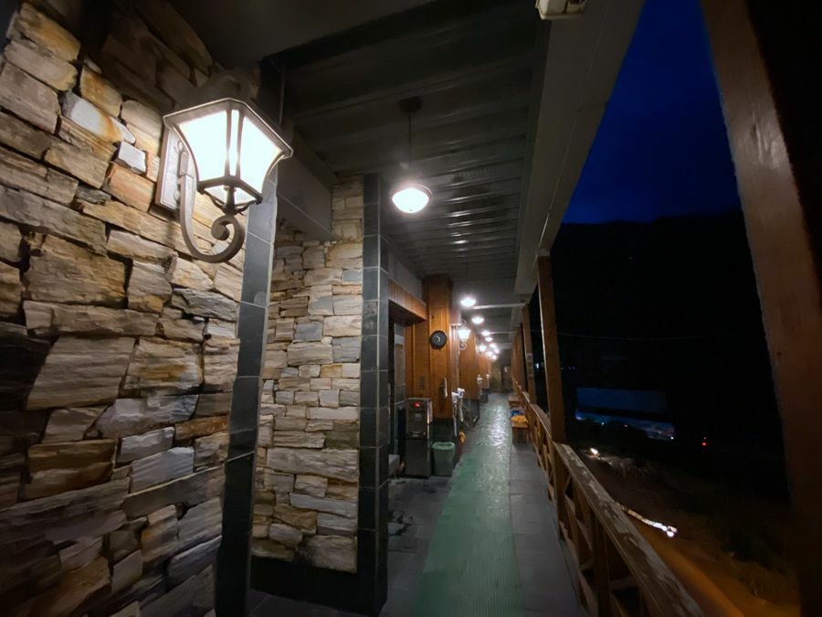 廬山溫泉住宿-名廬假期大飯店-往溫泉池