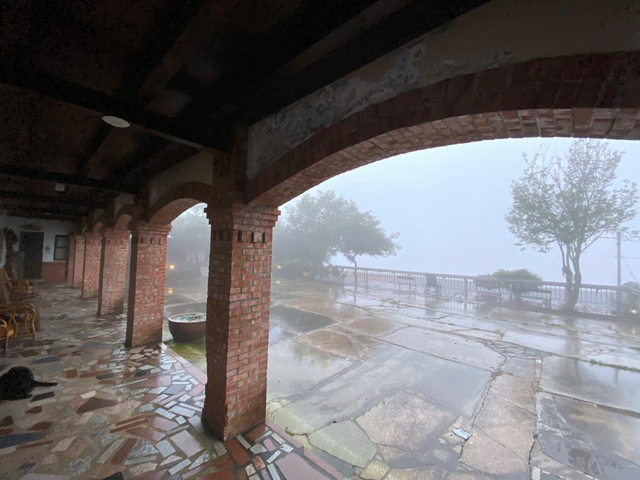 新竹住宿-梅門大義山莊-晨霧