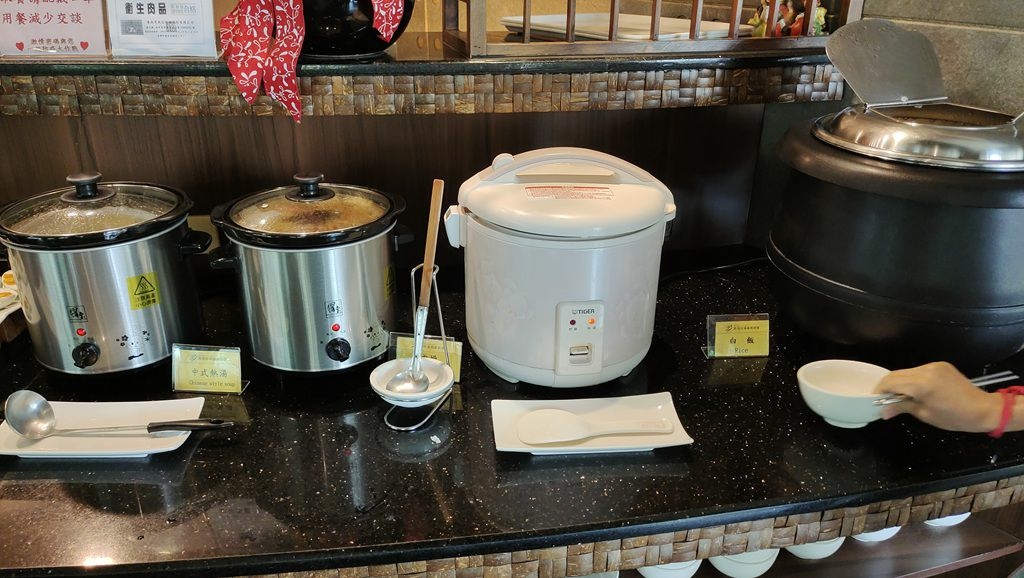 台南住宿-激情密碼藝術商旅汽車旅館-早餐