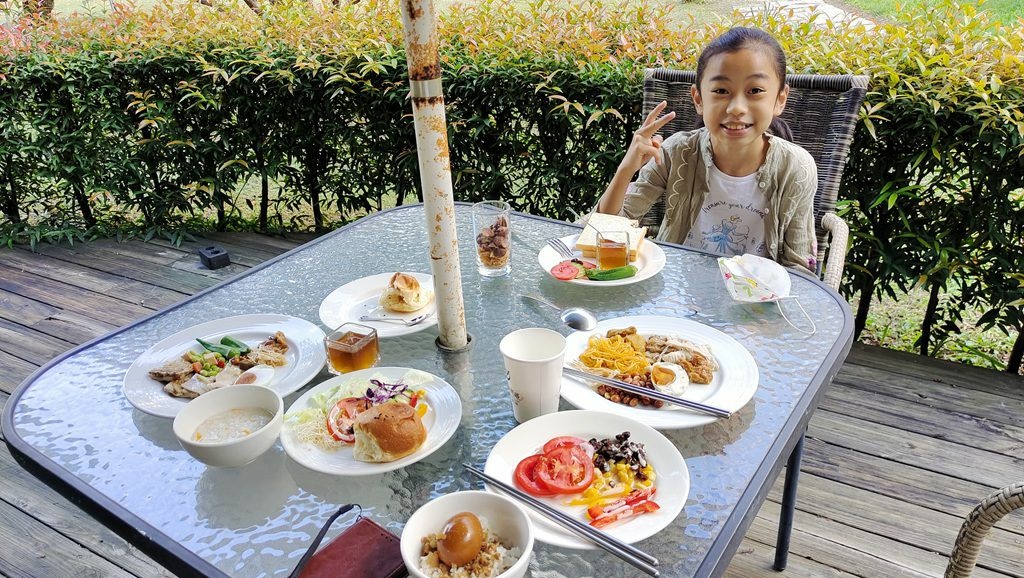 台南住宿-激情密碼藝術商旅汽車旅館-庭園早餐