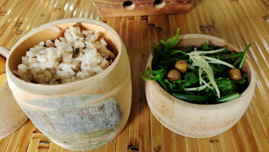 溪頭景觀餐廳-竹亭咖啡-素食小火鍋 溪頭景觀餐廳-竹亭咖啡-素食小火鍋