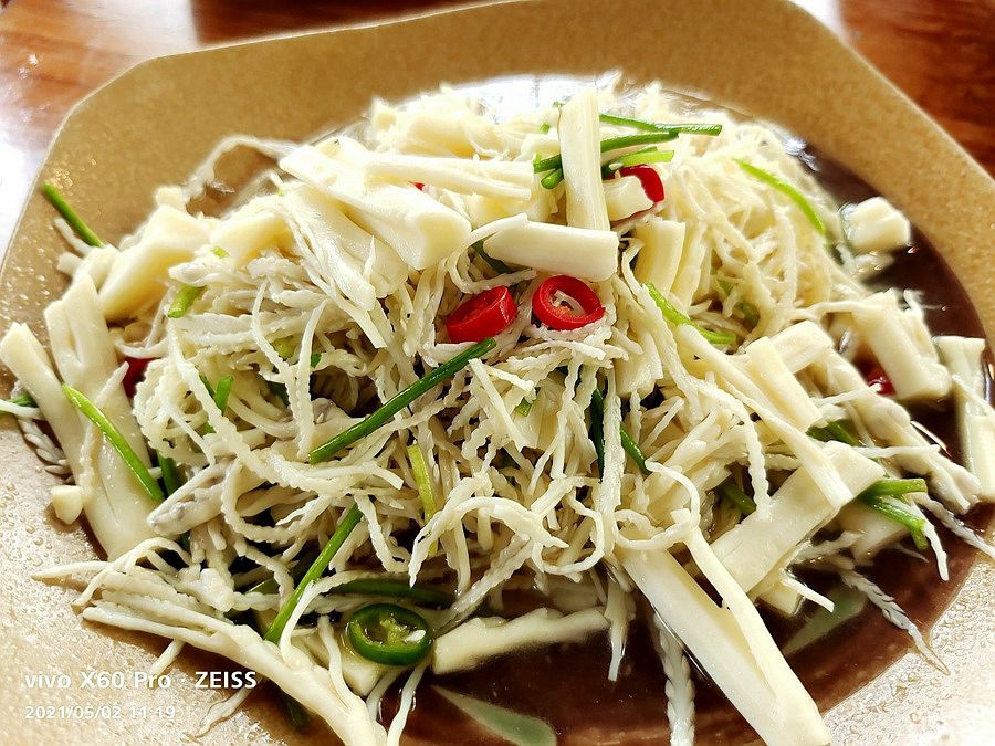 溪頭美食-小半天竹棧餐廳-半天筍 溪頭美食-小半天竹棧餐廳-半天筍