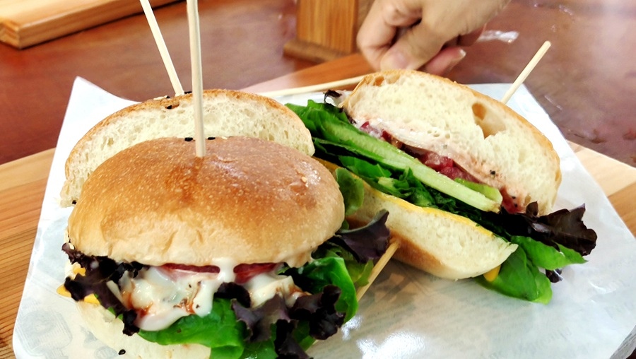 日月潭素食餐廳-坐忘松云