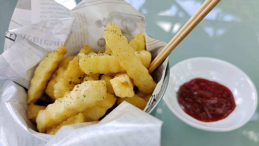 日月潭素食餐廳-坐忘松云