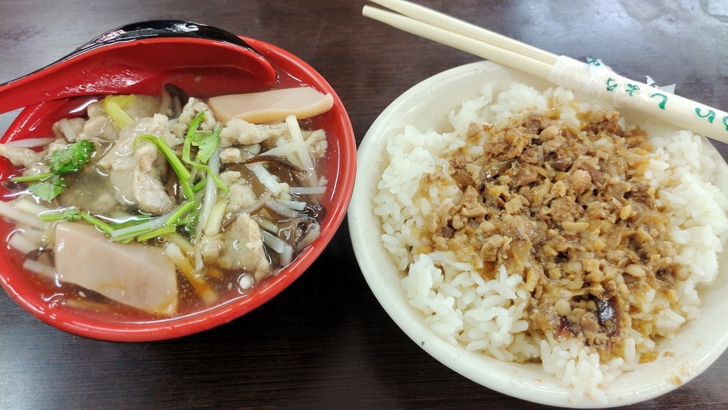 鹿港美食小吃-鹿仔港魷魚肉羹