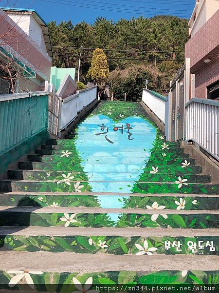 UNADJUSTEDNONRAW_thumb_37cc.jpg UNADJUSTEDNONRAW_thumb_37cc.jpg