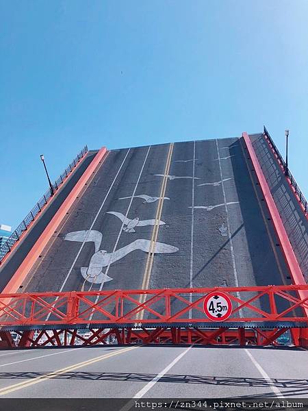 UNADJUSTEDNONRAW_thumb_3733.jpg UNADJUSTEDNONRAW_thumb_3733.jpg