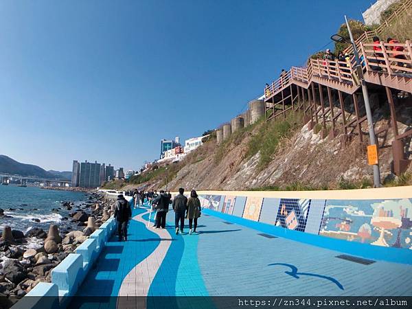 UNADJUSTEDNONRAW_thumb_37b6.jpg UNADJUSTEDNONRAW_thumb_37b6.jpg