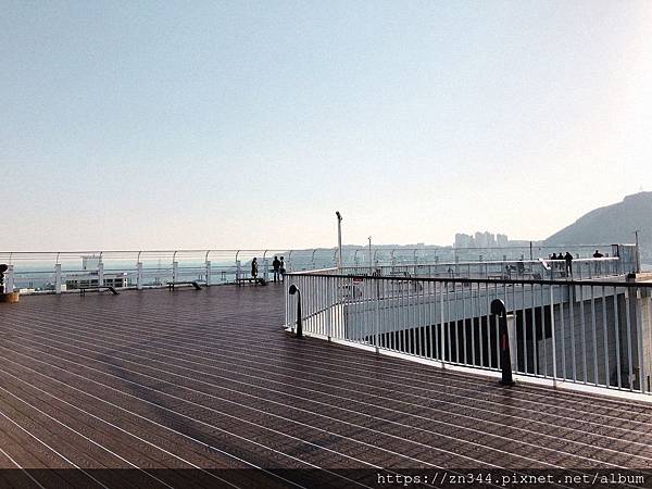 UNADJUSTEDNONRAW_thumb_380b.jpg UNADJUSTEDNONRAW_thumb_380b.jpg