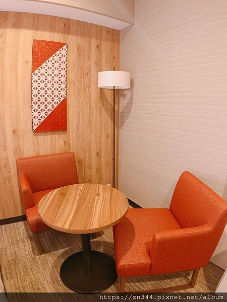 UNADJUSTEDNONRAW_thumb_4116.jpg UNADJUSTEDNONRAW_thumb_4116.jpg