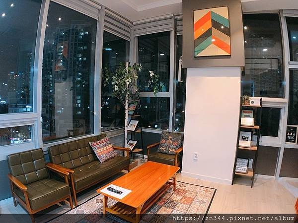 [心得] 釜山 中洞站品味裝潢樓中樓Frank's Loft