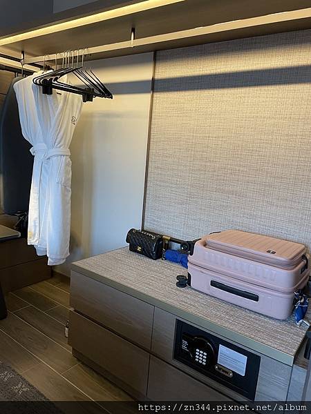 IMG_3011.JPG IMG_3011.JPG