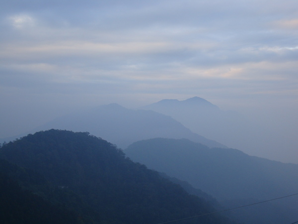 早晨的山景