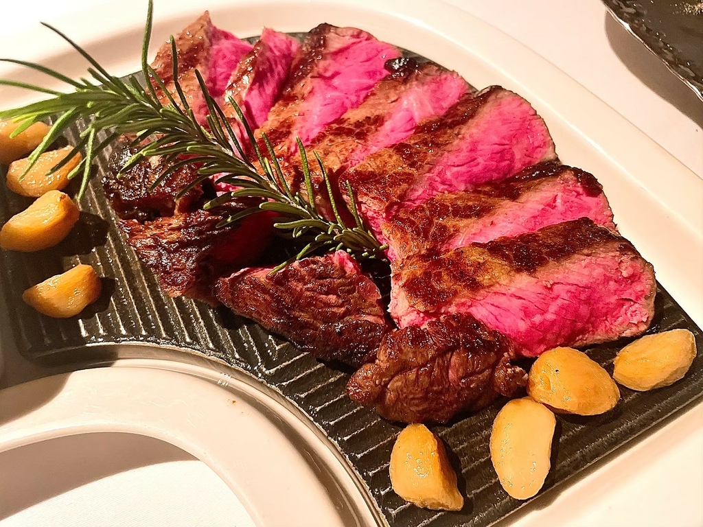 食記 ཾ台北美食｜地中海牛排館-歐華酒店x節日紀念日約會台北