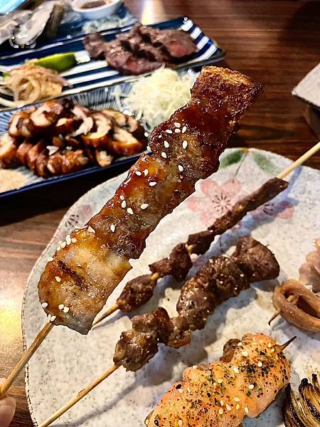 食記 ཾ大樂串燒居酒屋༺新北南勢角站興南夜市美食平價CP高日