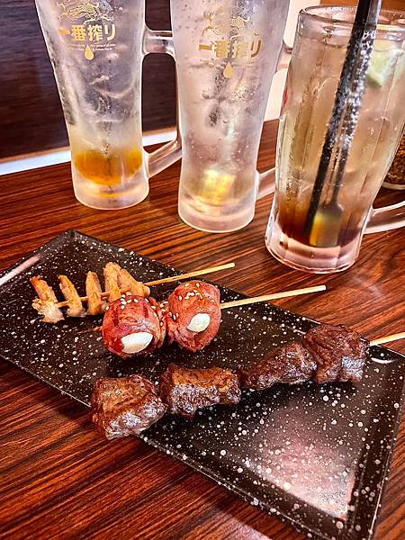 食記 ཾ老串燒居酒屋༺新北板橋耶誕城火鍋、平價CP高日式串燒