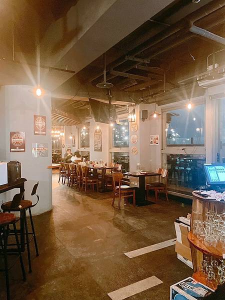 食記 ཾABV Bar & Kitchen 閣樓餐酒館༺新北