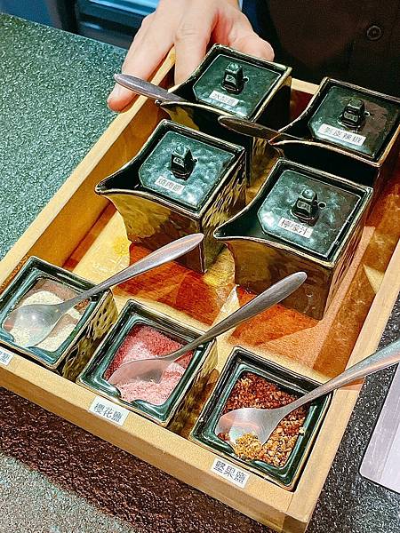 食記 ཾ無上炭火燒肉༺台北松山雙人套餐炭火高級燒肉x專人服務