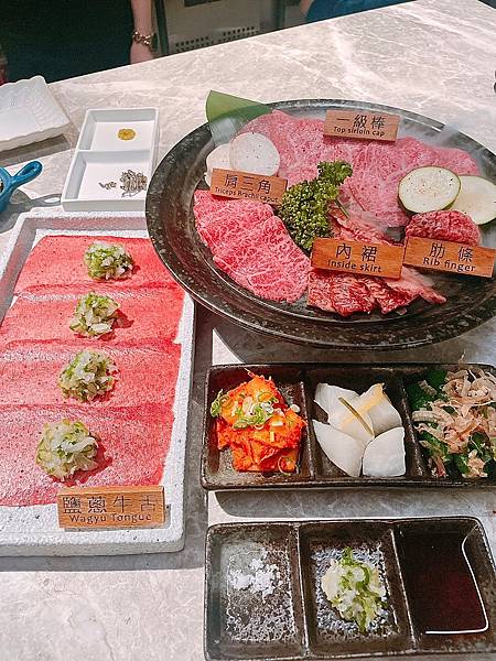 食記 ཾ八和和牛燒肉 米其林高級和牛燒肉餐廳 敦化店x專人代