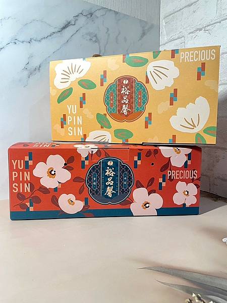 食記 ཾ裕品馨༺必吃爆漿流沙酥、帝王酥，雲朵小酥餅中秋禮盒宅