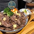 【花蓮美食】初樂 鍋物&丼飯  低溫舒肥1855pr等級超美油花牛肉  搭配靈魂醬汁成為香氣勾人的丼飯!!