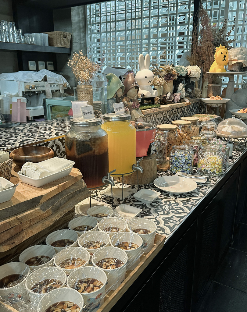 ｜寨酌然 野奢露營莊園｜一泊二食私廚餐食，藝術與森林結合的度