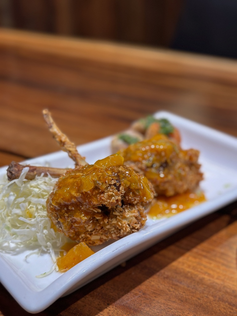 ｜寨酌然 野奢露營莊園｜一泊二食私廚餐食，藝術與森林結合的度