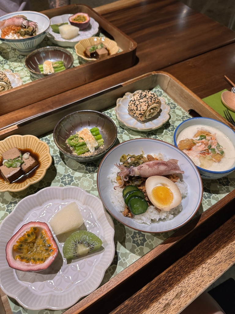 ｜寨酌然 野奢露營莊園｜一泊二食私廚餐食，藝術與森林結合的度