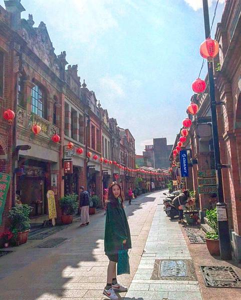 UNADJUSTEDNONRAW_thumb_a.jpg UNADJUSTEDNONRAW_thumb_a.jpg