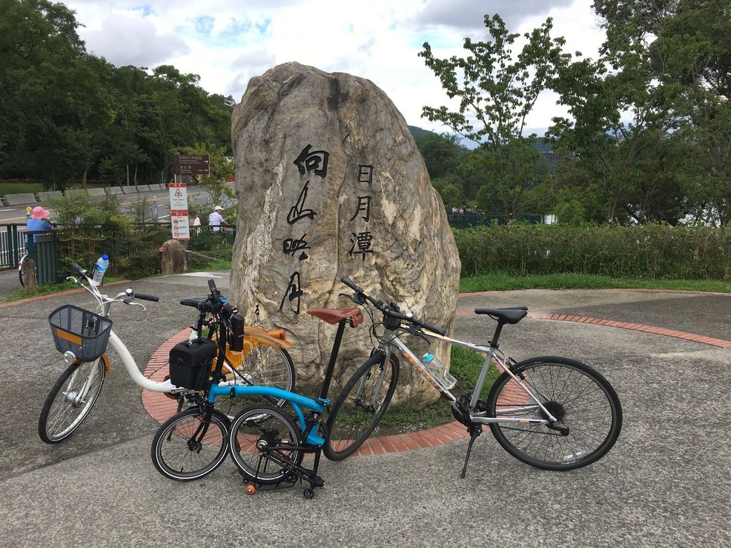 E6EE1E0B-1A37-46E9-8B02-75D5069F2DBB.jpg E6EE1E0B-1A37-46E9-8B02-75D5069F2DBB.jpg