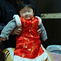 20090125-1 這是爸爸精心幫魯旦準備的新年衣.JPG