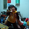 20090321-24 吃手手 很淘氣.JPG