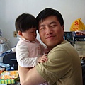 20090411-1 你是爸爸的乖女兒.JPG