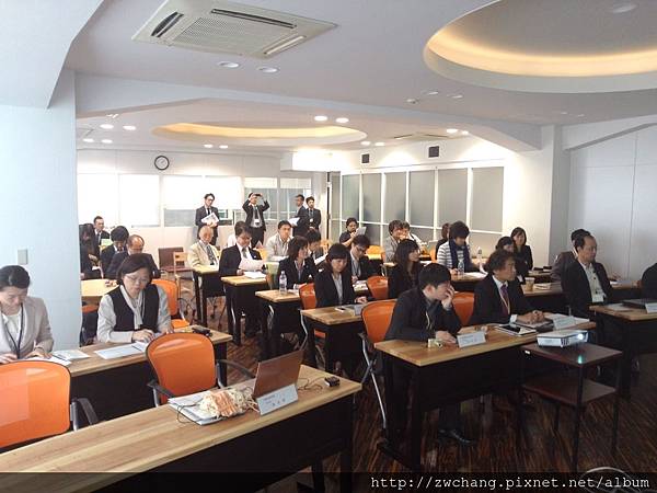 台灣中小企業負責人專注於研習活動