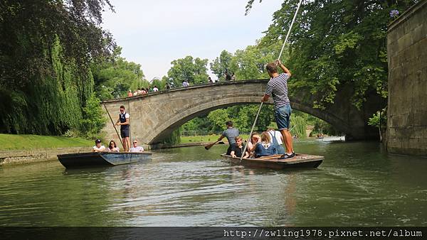 Cambridge Punting10.JPG