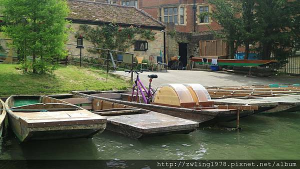 Cambridge Punting13.JPG