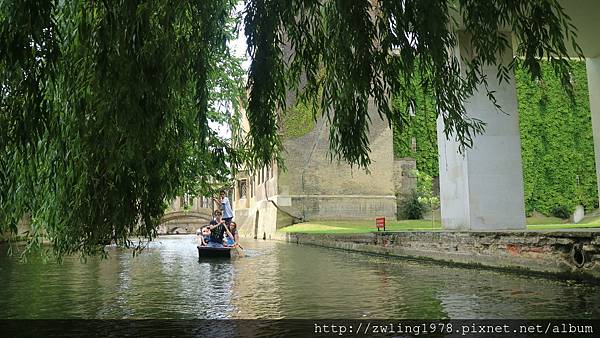 Cambridge Punting21.JPG