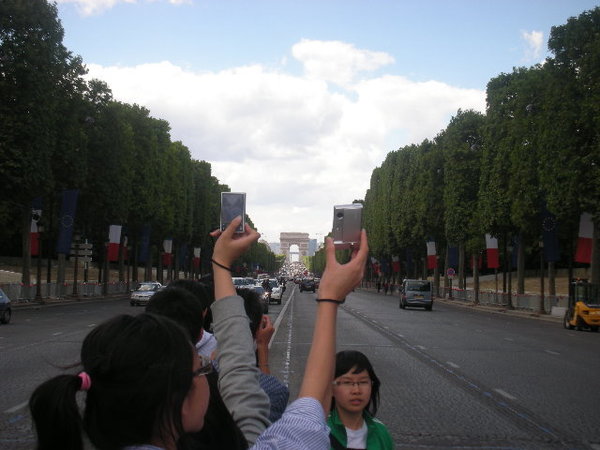 搶拍香榭大道