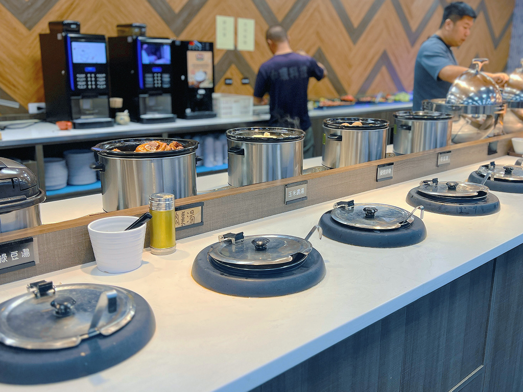 [ 桃園食記 ] 饗厚牛排-桃園店 399元自助吧吃到飽