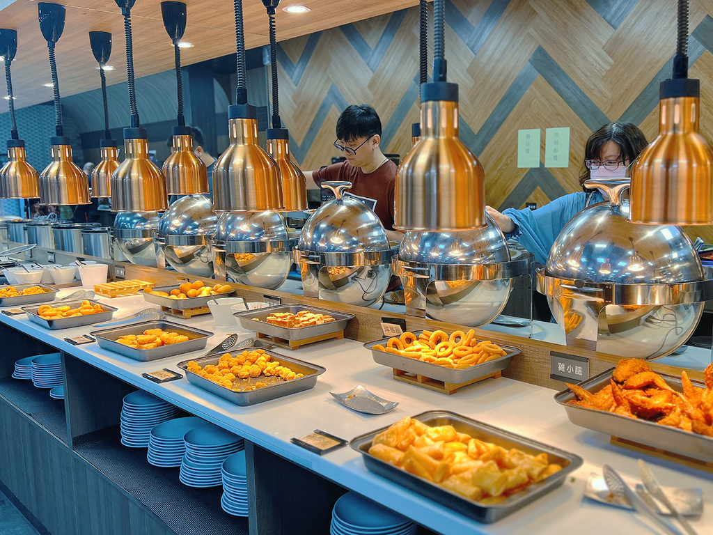 [ 桃園食記 ] 饗厚牛排-桃園店 399元自助吧吃到飽