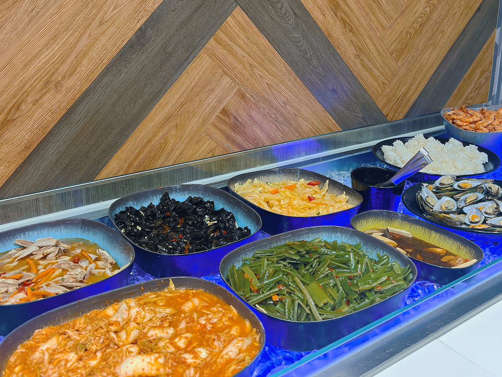 [ 桃園食記 ] 饗厚牛排-桃園店 399元自助吧吃到飽