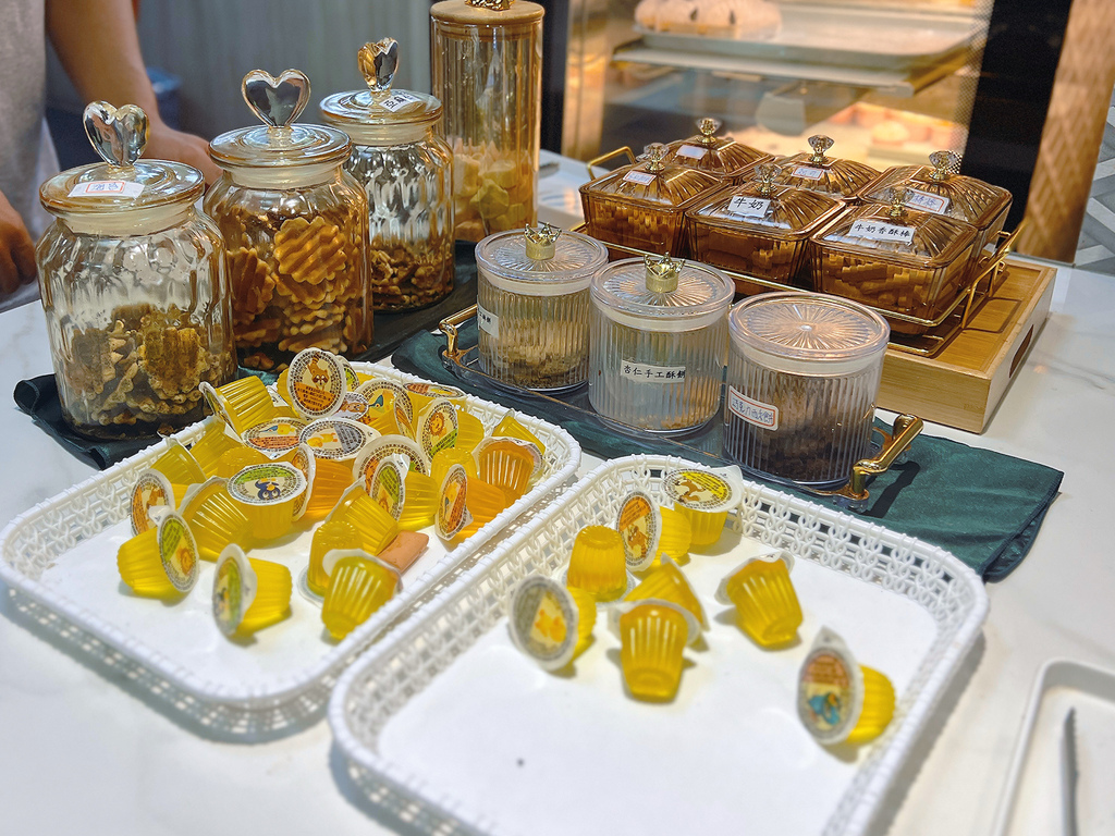 [ 桃園食記 ] 饗厚牛排-桃園店 399元自助吧吃到飽